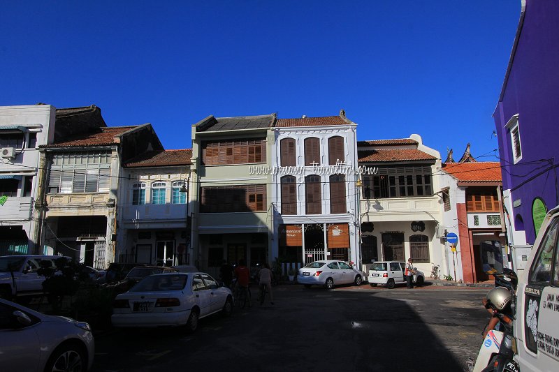 Bagian dalam Armenian Street Souvenir Stalls