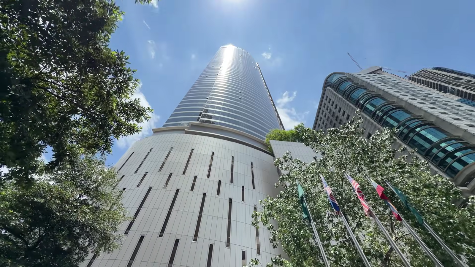 从Banyan Tree Kuala Lumpur 59楼Vertigo高空酒吧眺望的全景夜色