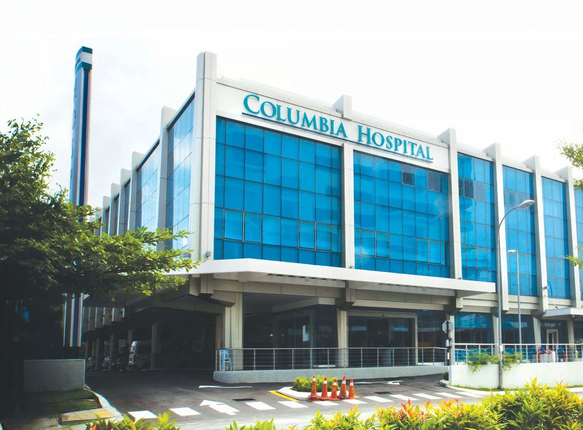 Columbia Asia Hospital Setapak glass-fronted building and entrance, off Jalan Genting Klang