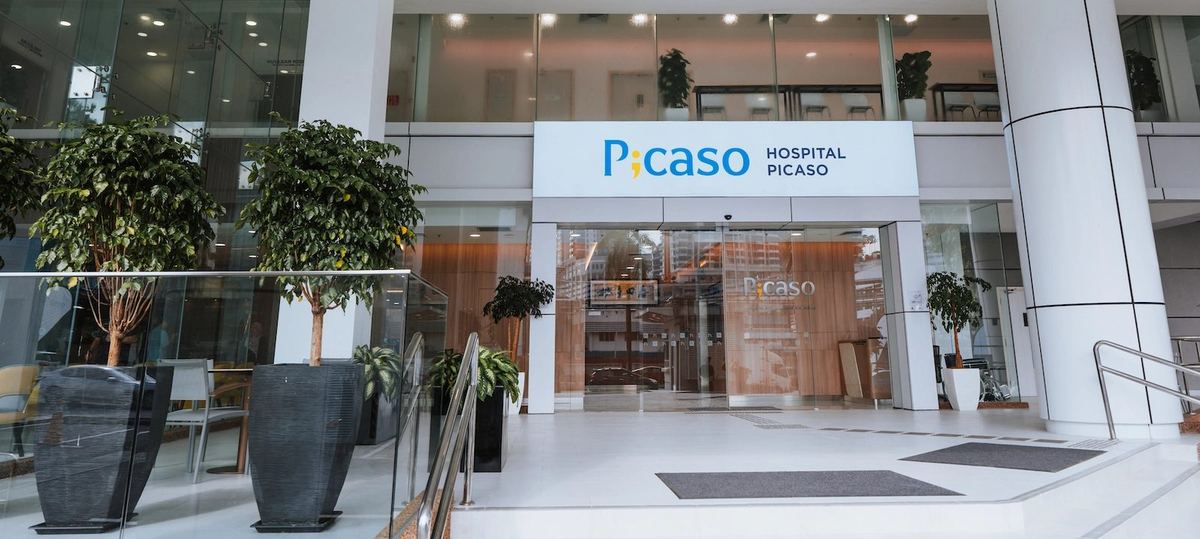 Glass entrance of Hospital Picaso with its name signage, Section 19, Petaling Jaya