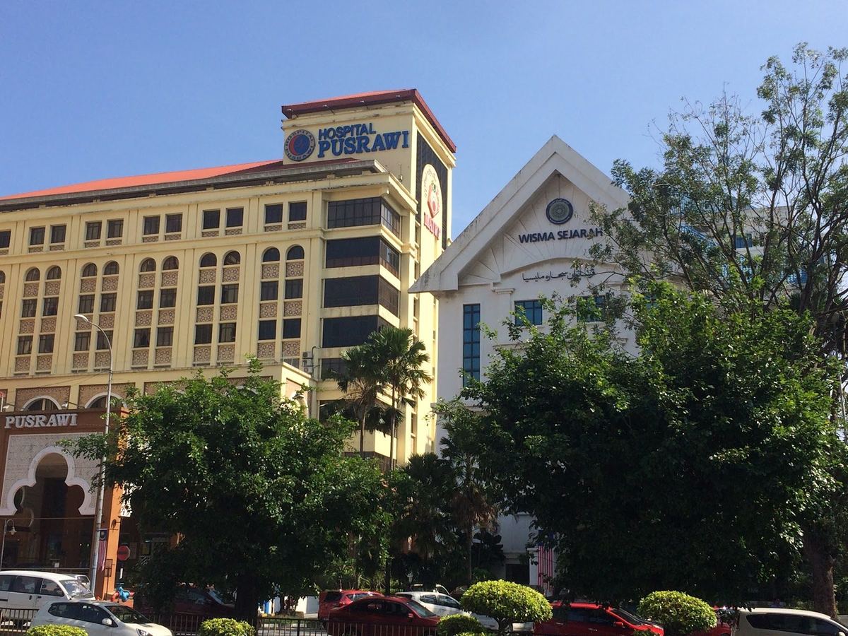 Hospital Pusrawi building and signage on Jalan Tun Razak, Kuala Lumpur