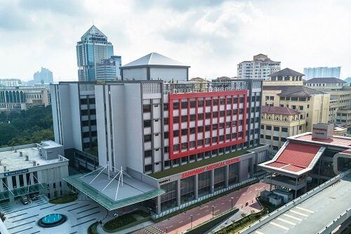 Sunway Medical Centre hospital towers in Sunway City, Petaling Jaya