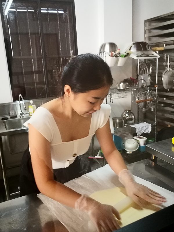 Bahagian dalam La Vie en Rose Patisserie