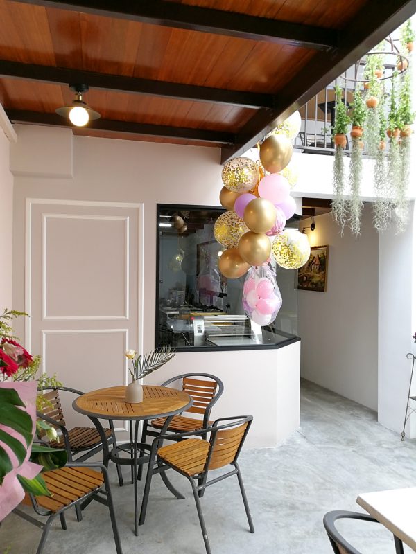 Minuman di La Vie en Rose Patisserie