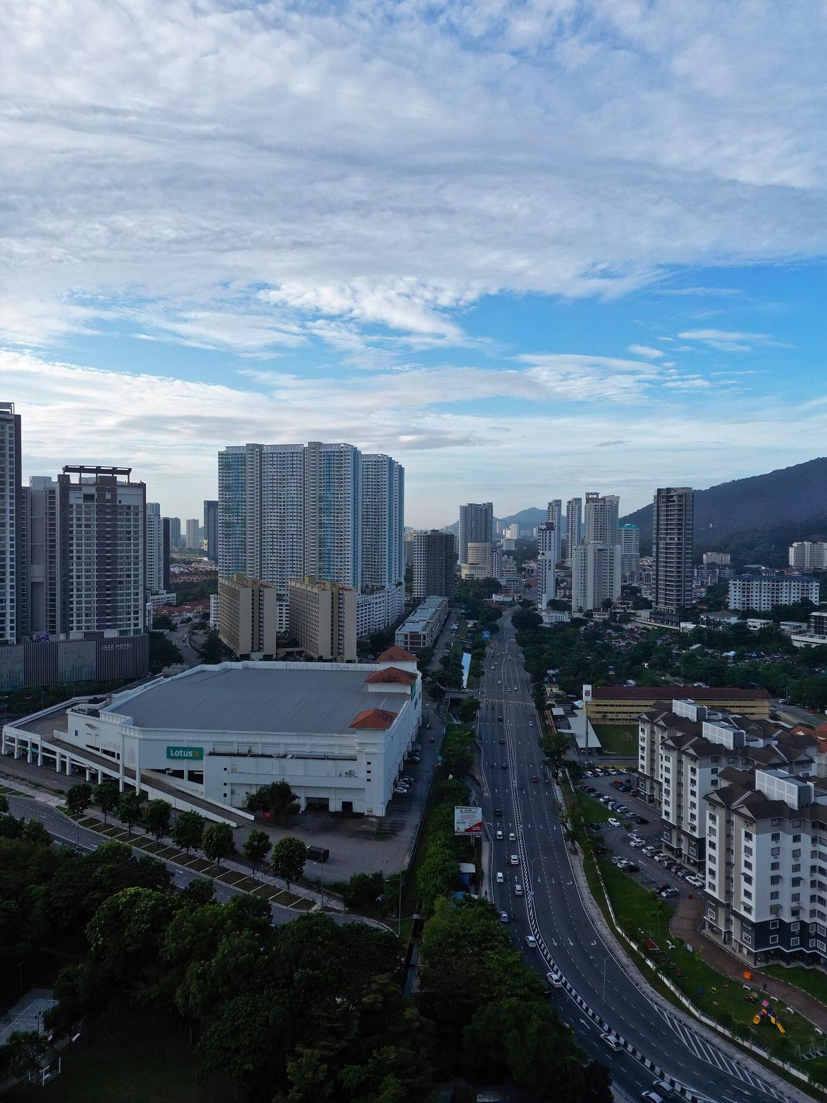 槟城 Jalan Tanjung Tokong 鸟瞰图，Bubble Bell 洗衣店就在这条路上