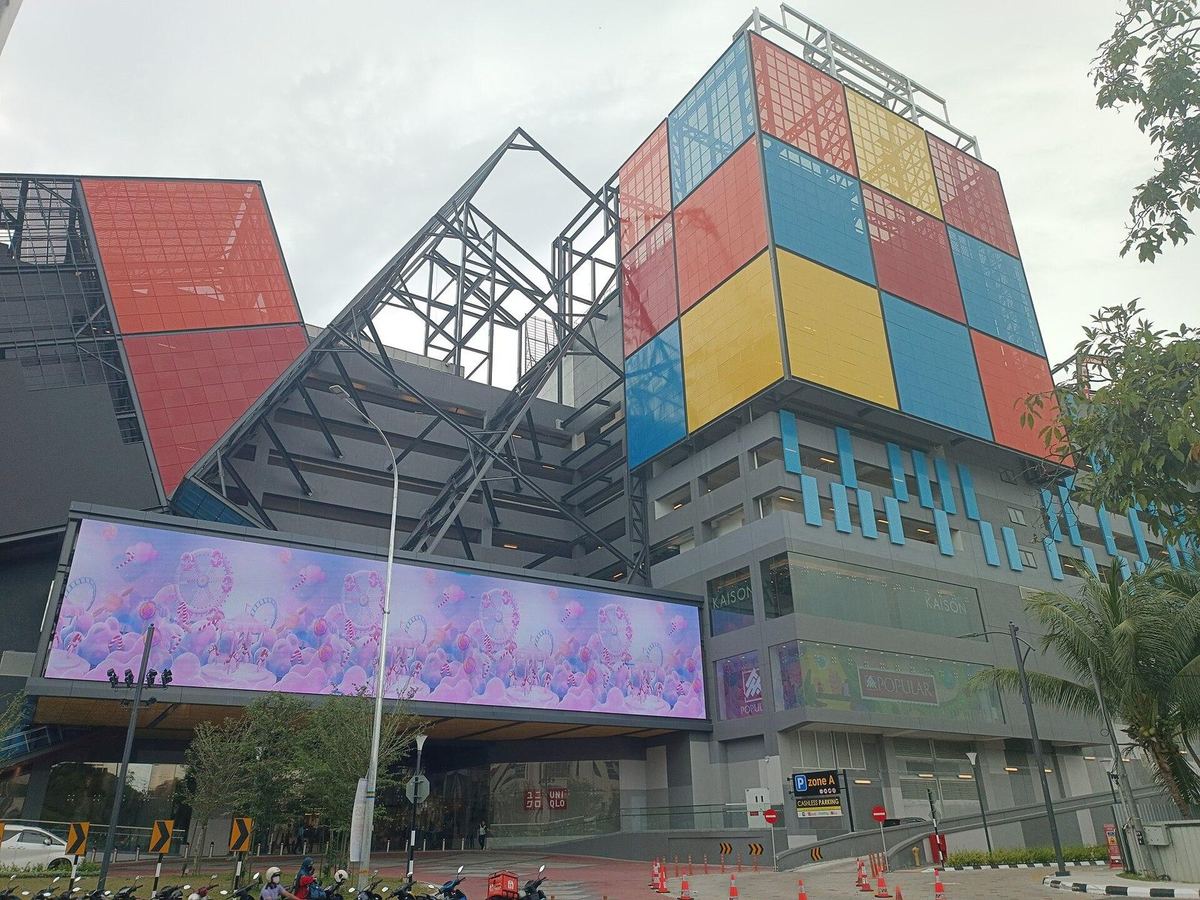 槟城 Seberang Jaya 的 Sunway Carnival Mall 新翼，Switch 服务中心所在地