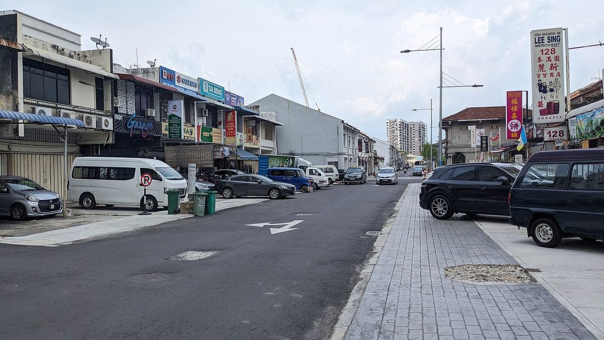 Lebuh Noordin, George Town, Penang, jalan tempat Pinang Spa House berada