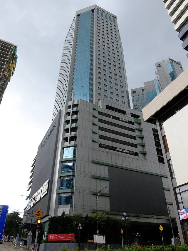 Menara Landmark, the tall grey and glass tower on Jalan Ngee Heng that houses DoubleTree by Hilton Johor Bahru
