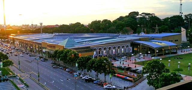 M.H. Din Currency Exchange Dataran Pahlawan