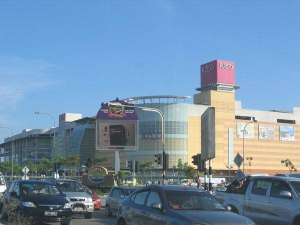 AEON Bukit Tinggi in Klang